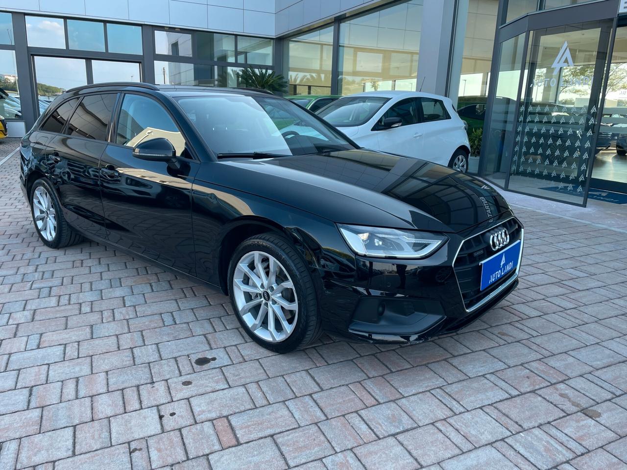Audi A4 Avant 40 TDI quattro S tronic Business