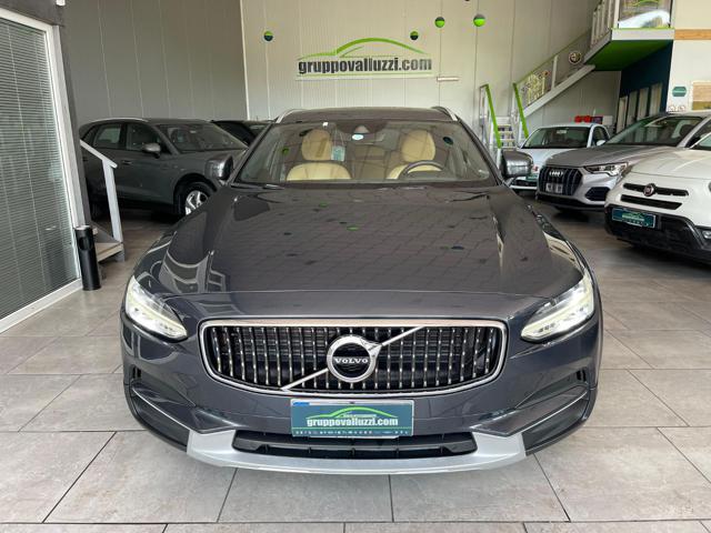 VOLVO V90 Cross Country 2.0 D4 190CV AWD Geartronic Pro ACC KEYLESS