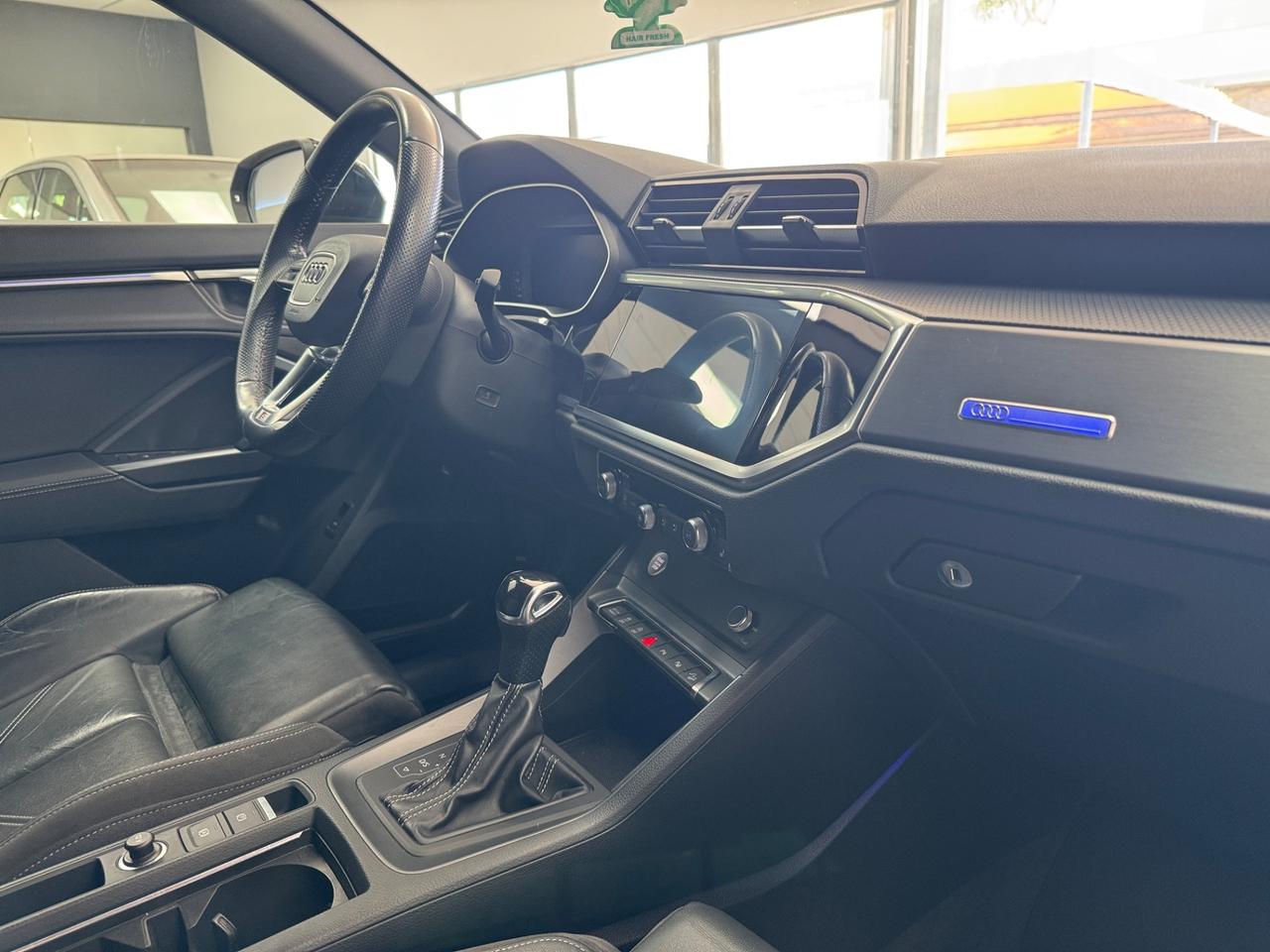 Audi Q3 35 TDI S tronic line edition