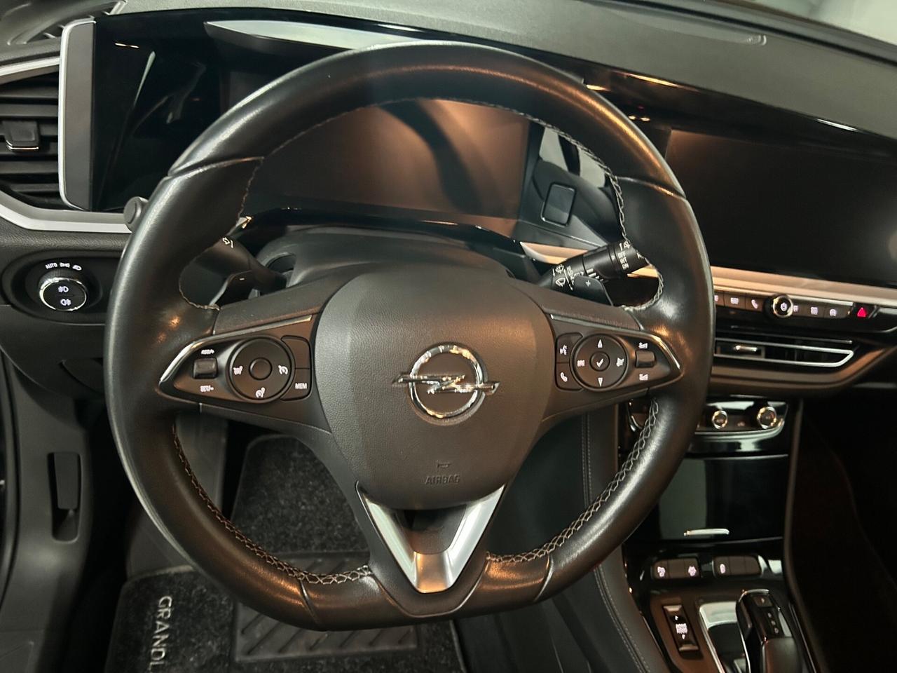 Opel Grandland 1.5 diesel Ecotec aut. 06/2022