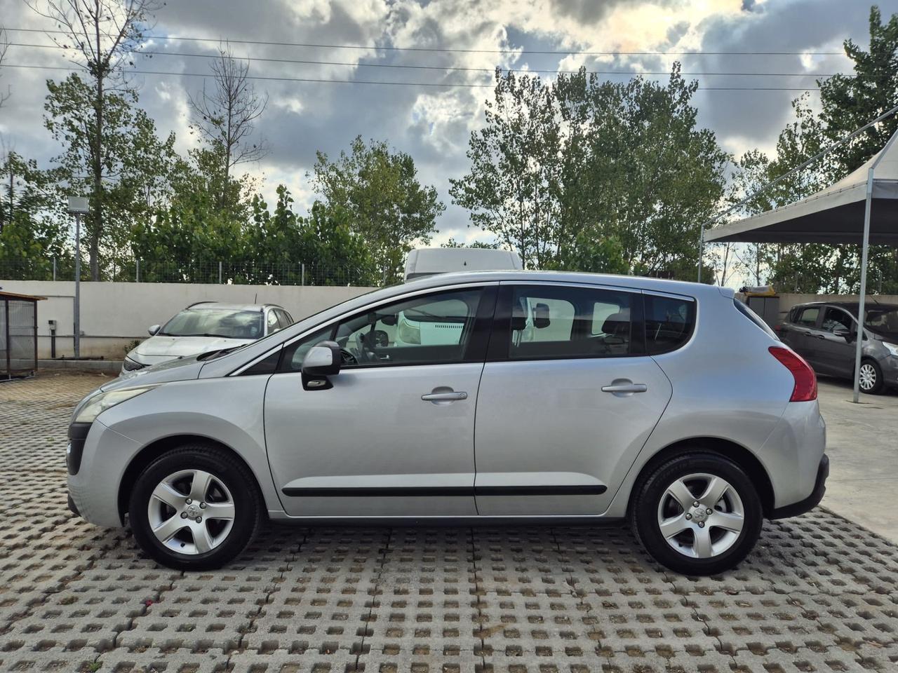 Peugeot 3008 1.6 HDi 110CV CAMBIO AUTOMATICO