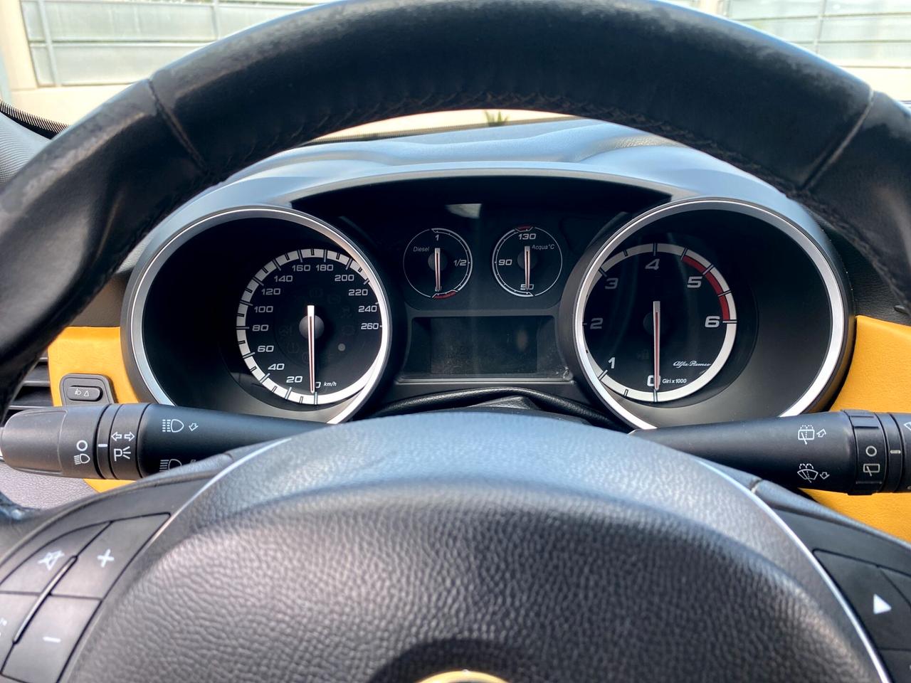 Alfa Romeo Giulietta 1.6 JTDm-2 105 CV Exclusive