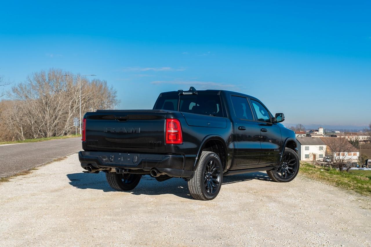 Dodge RAM 1500 LIMITED CREW CAB 4x4 3.0L HO - 2025