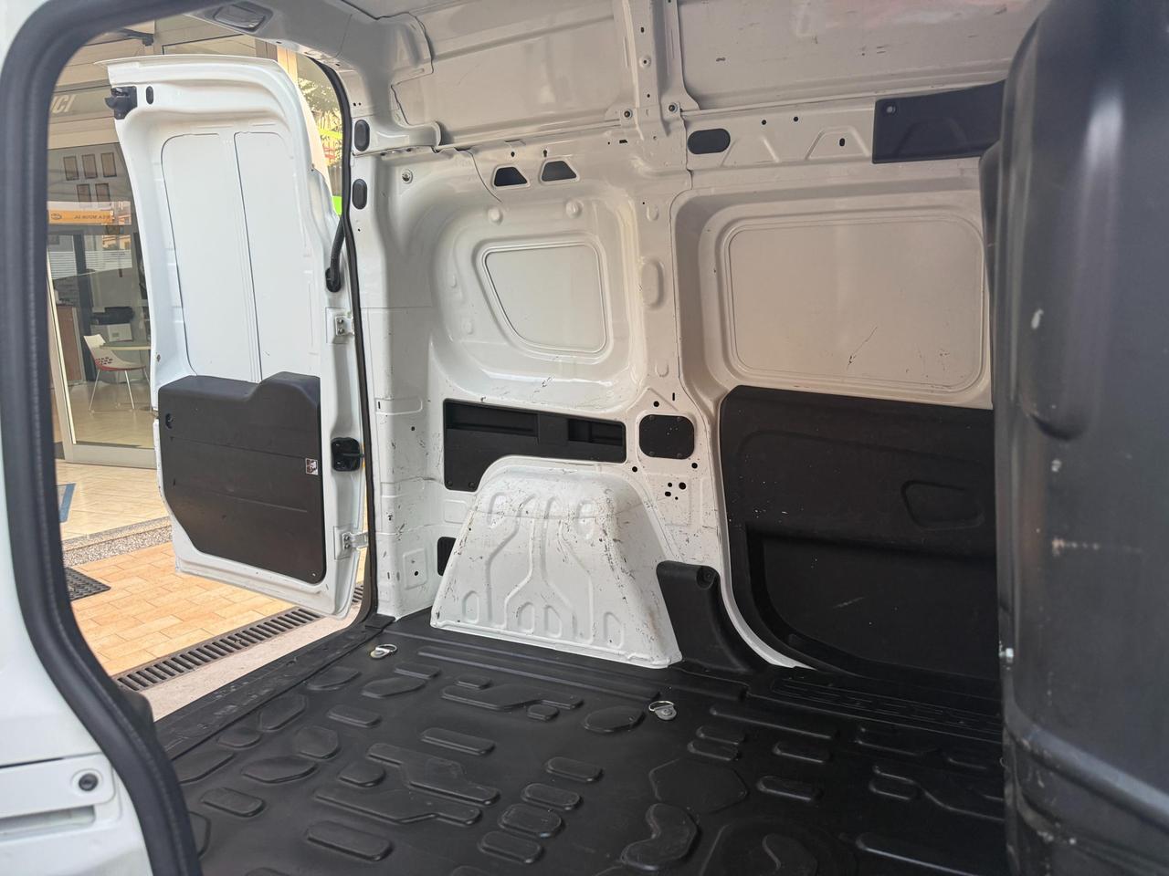 OPEL Combo 1.6 CDTI 105CV PC-TA Van Blitz (1000kg) E6