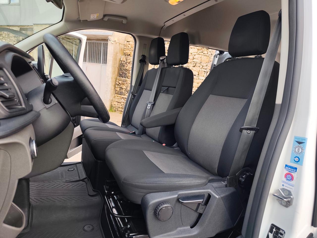 Ford Transit Custom 320 2.0 EcoBlue 130 L1 - H2, 9 Posti, Km Cert. Distribuzione OK! NAVI!