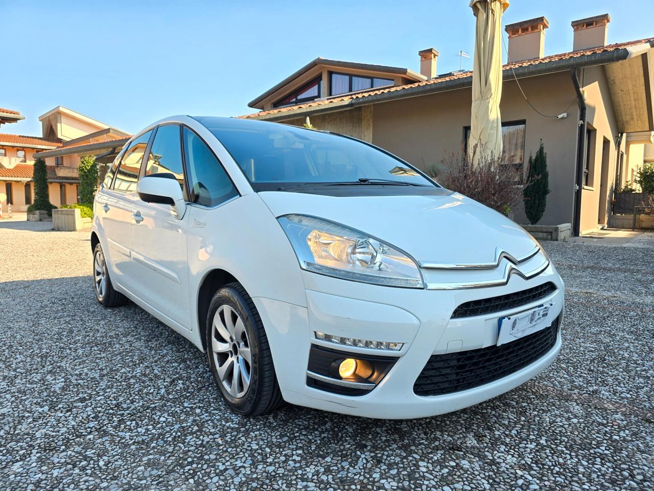 Citroen C4 Picasso 1.6 HDi 110 C.Automatico ok Neopatentati