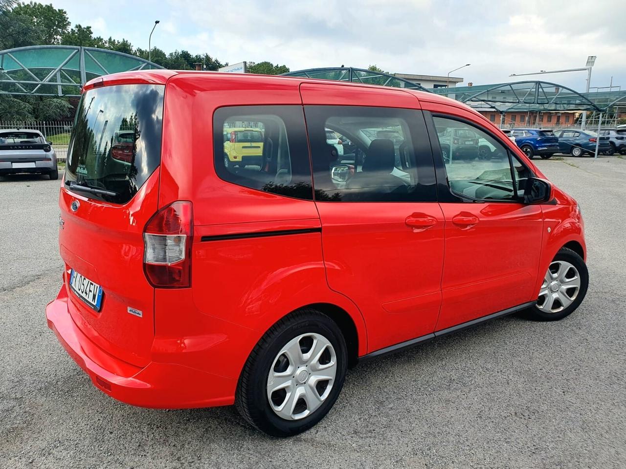 Ford Tourneo Courier Tourneo Courier 1.5 TDCI 75 CV SPORT