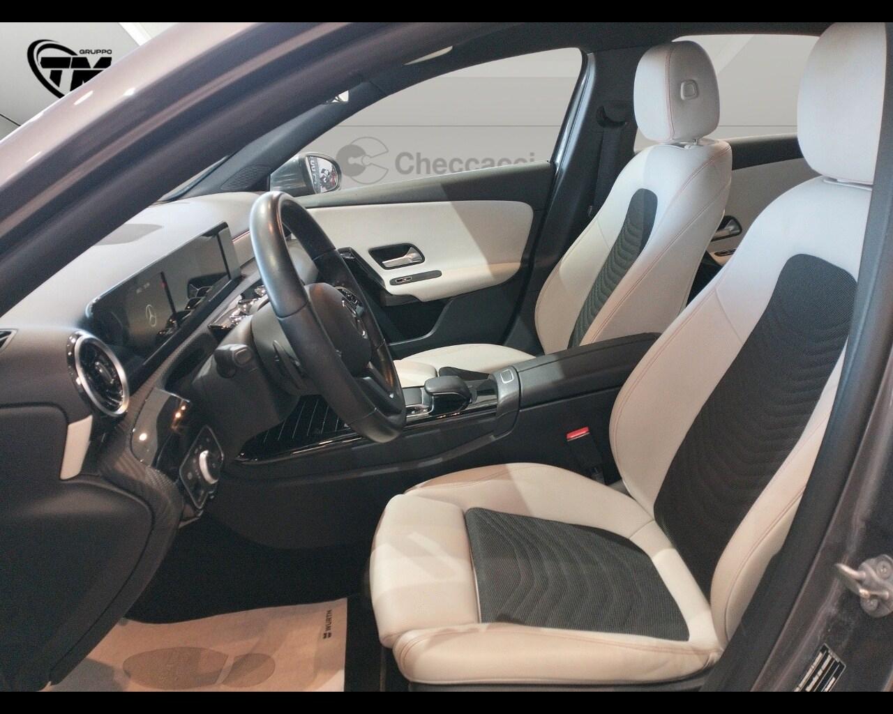 MERCEDES Classe A (V177) A 180 d Automatic ...