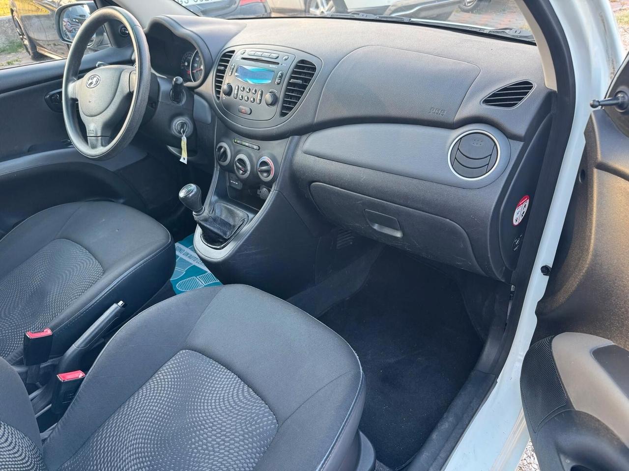 HYUNDAI - i10 - 1.1 12V Classic - NEOPATENTATI - FINANZIABILE