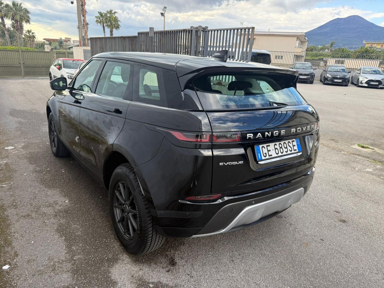 Land Rover Range Evoque 2.0D I4 163 CV R-Dynamic S