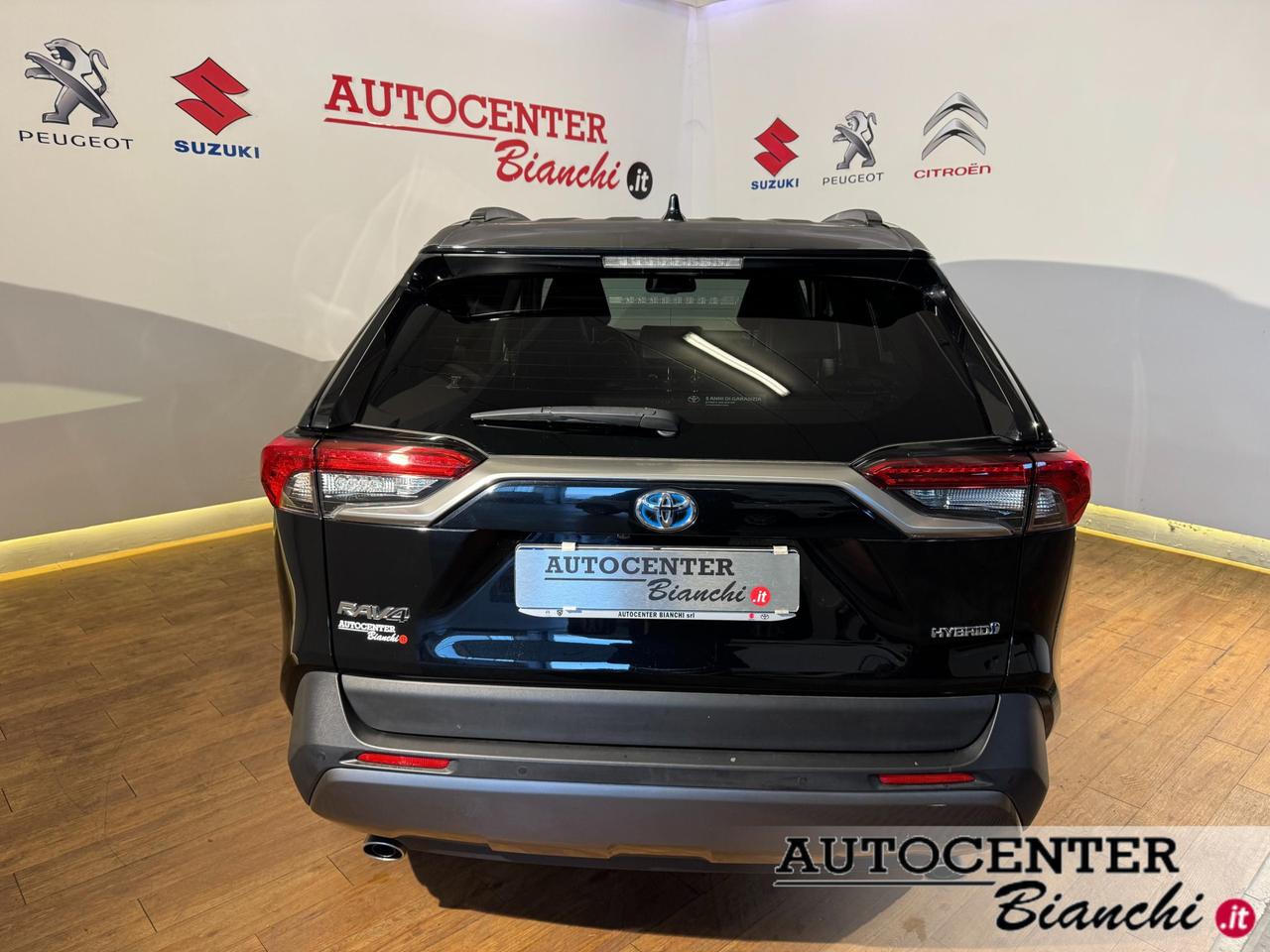 Toyota RAV4 2.5 vvt-ie h Lounge 2wd 218cv e-cvt