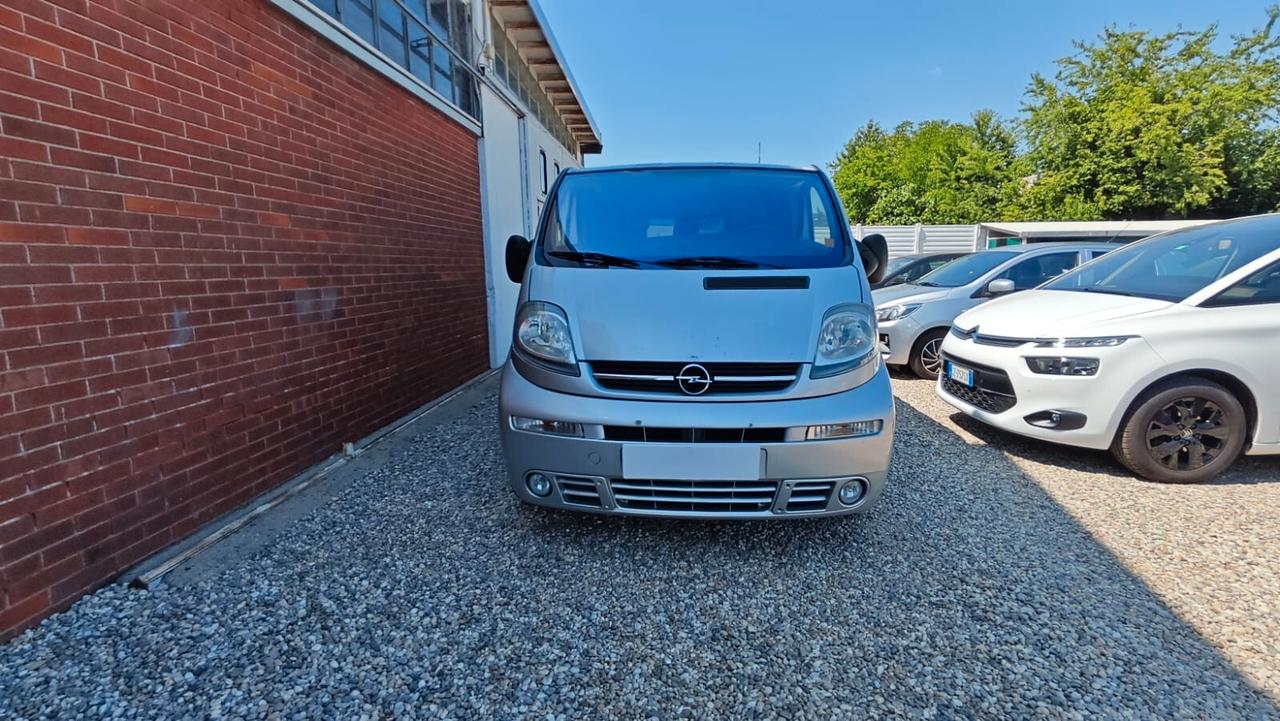 Opel Vivaro 29 2.5 CDTI/135CV PL-TN Combi Tec.