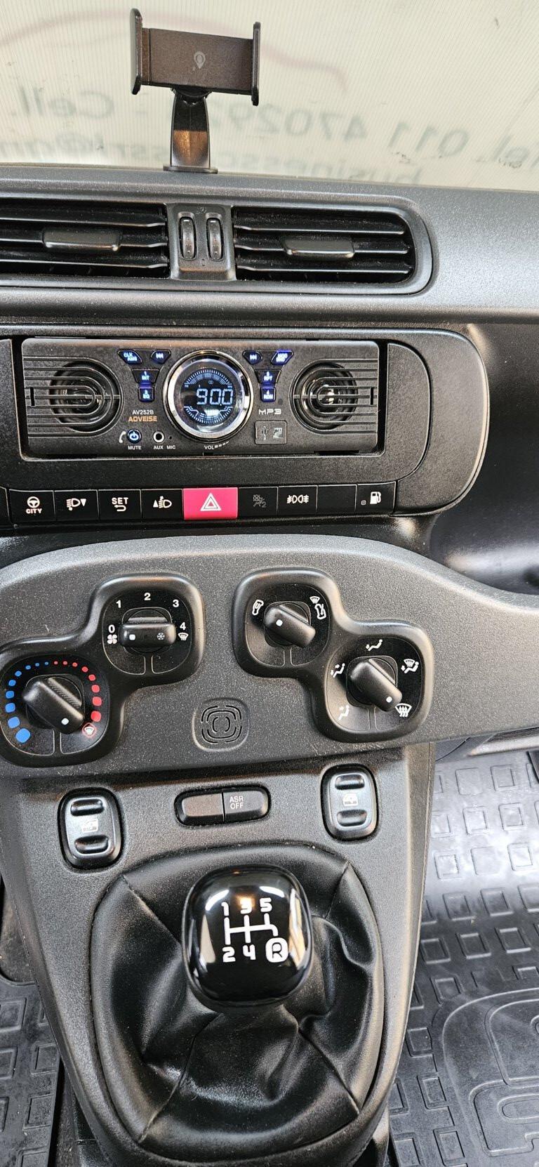 FIAT PANDA 1.2 69 CV VAN BENZINA/ GPL DELLA CASA - KM. 71.000 - PROSSIMO RINNOVO 10/2026 NO IVA ESPOSTA