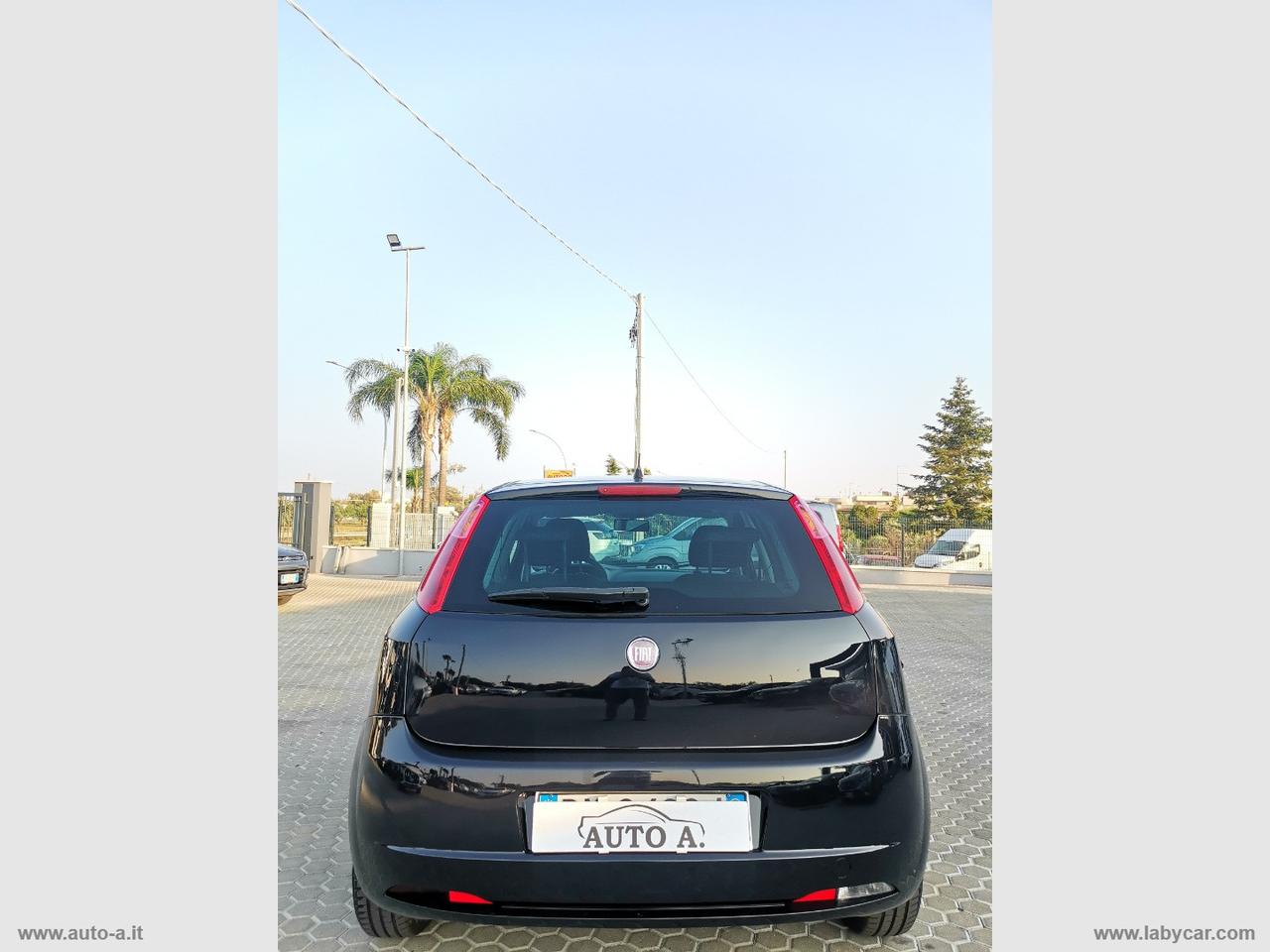 FIAT Grande Punto 1.3 MJT 75 CV 5p. Dynamic