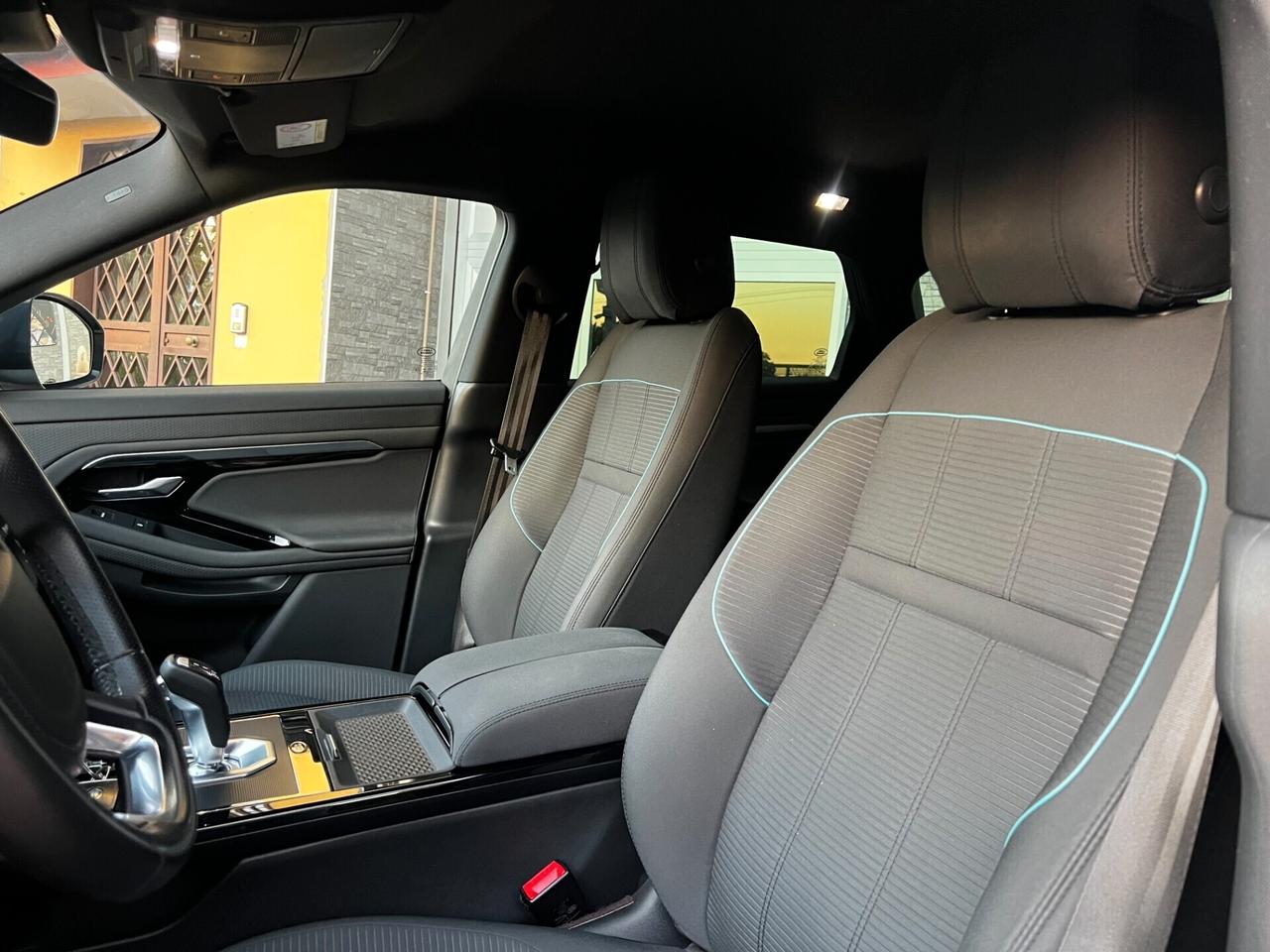 Range Rover Evoque 2.0D 150 CV R-Dynamic-2020