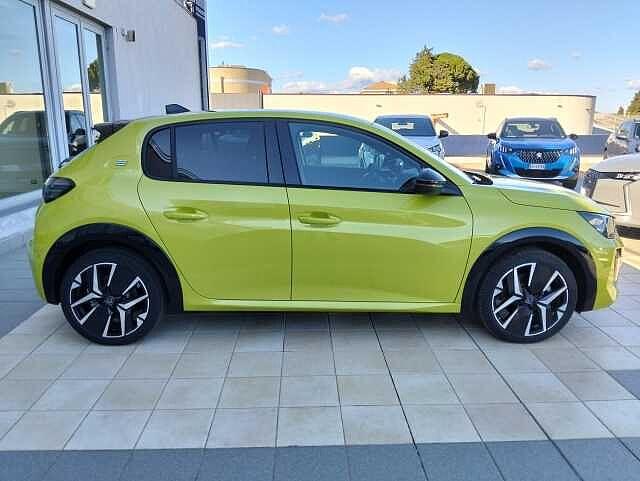 Peugeot 208 Hybrid 136 e-DCS6 GT