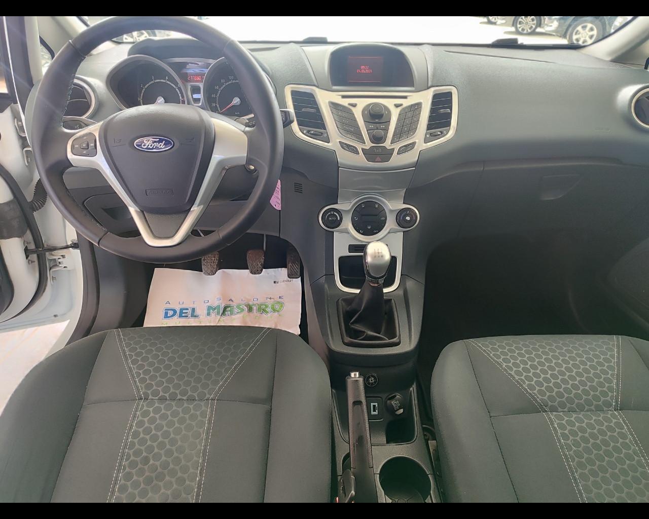 FORD Fiesta 6ª serie - Fiesta 1.4 5 porte Bz.- GPL Titanium