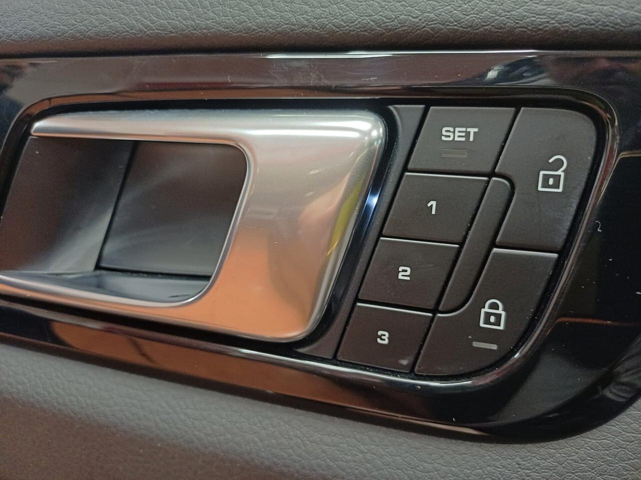 Porsche Cayenne 3.0 V6 Platinum Edition