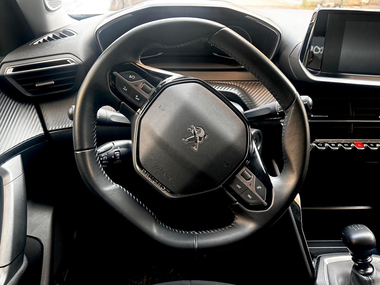 PEUGEOT 2008 – 1.5 Diesel 101 CV