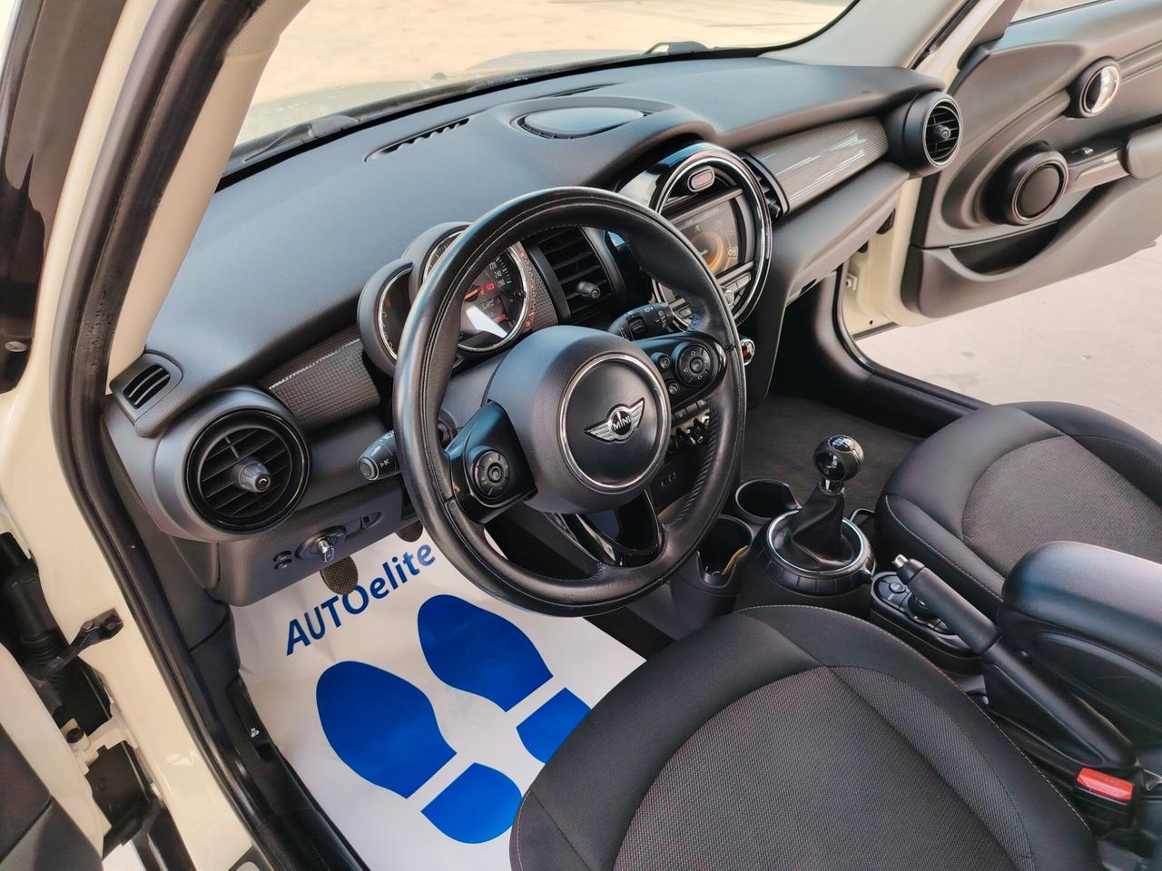 Mini Cooper D 1.5 5 Porte
