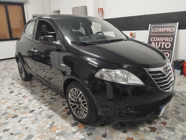 Lancia Ypsilon 0.9 TwinAir 85 CV 5 porte S&S Silver