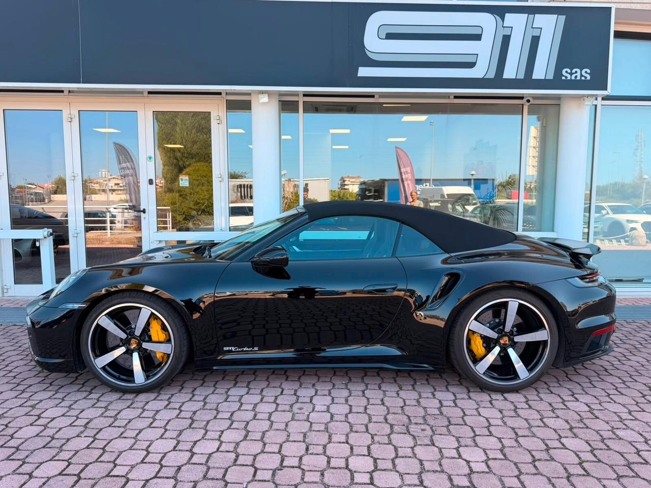Porsche 911 Turbo S Cabriolet