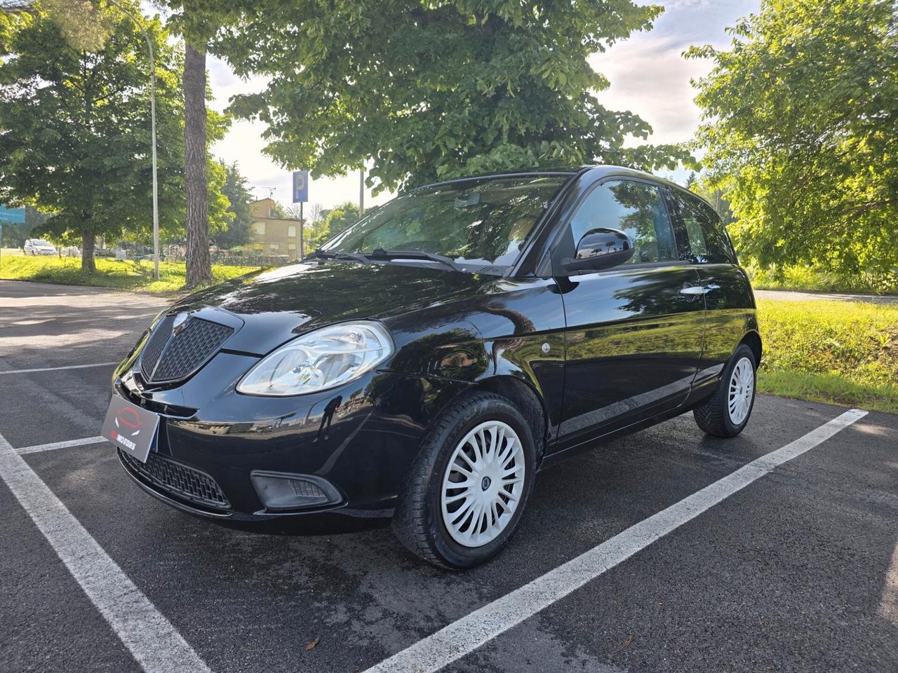 Lancia Ypsilon 1.3 MJT 75 CV