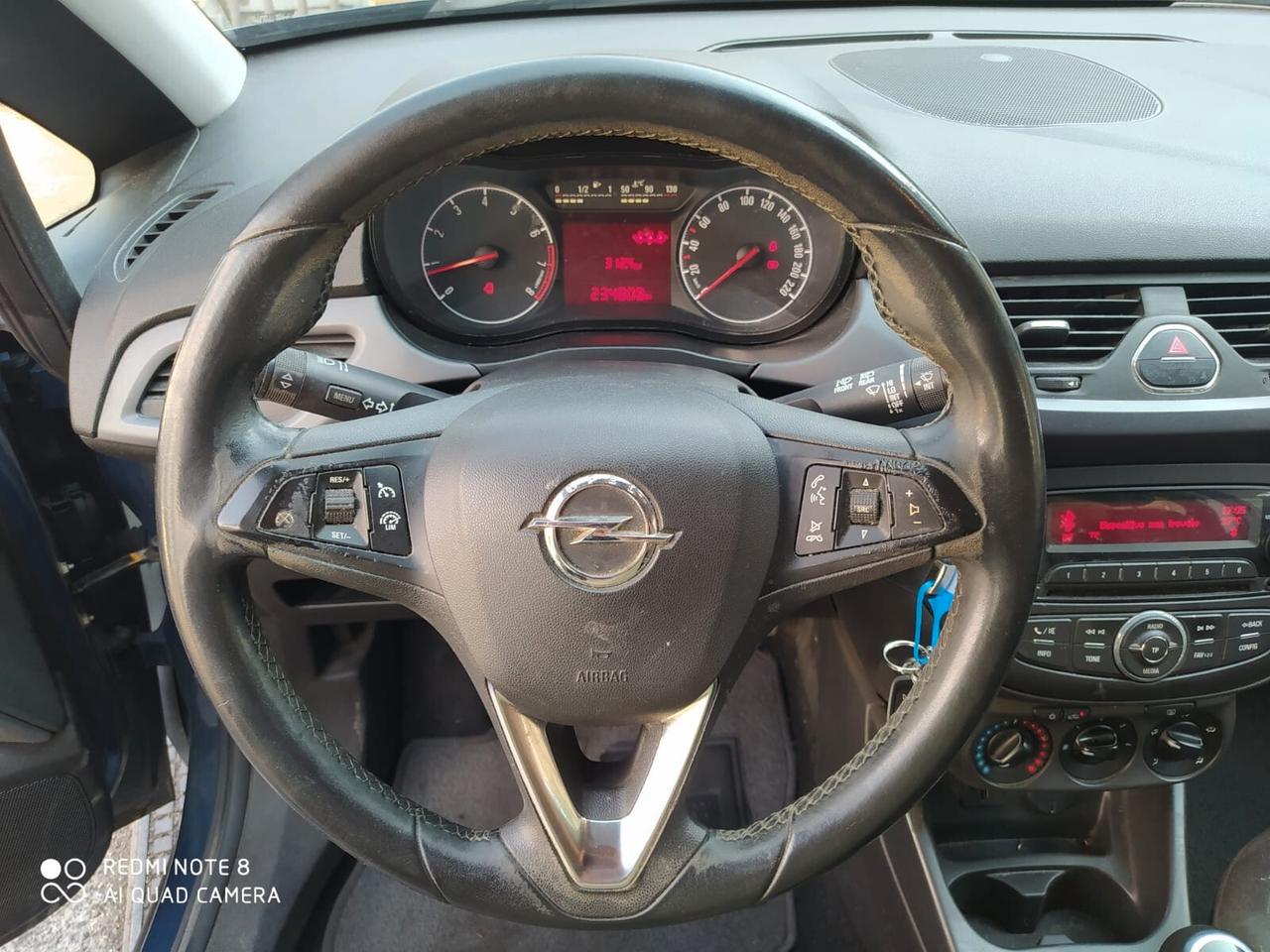 Opel Corsa 1.2 5 porte b-color