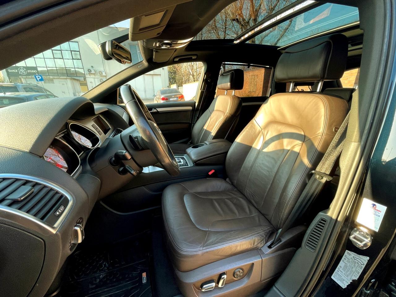AUDI Q7 3.0D"S-line"RESTYLING-Tetto,3xTv,Led-FULL
