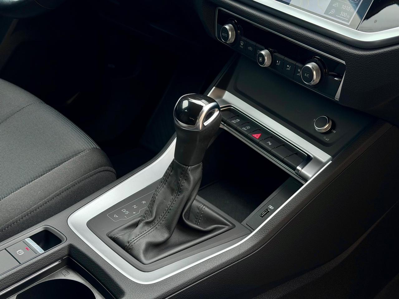 Audi Q3 35 TDI S tronic S-Line 12/2019