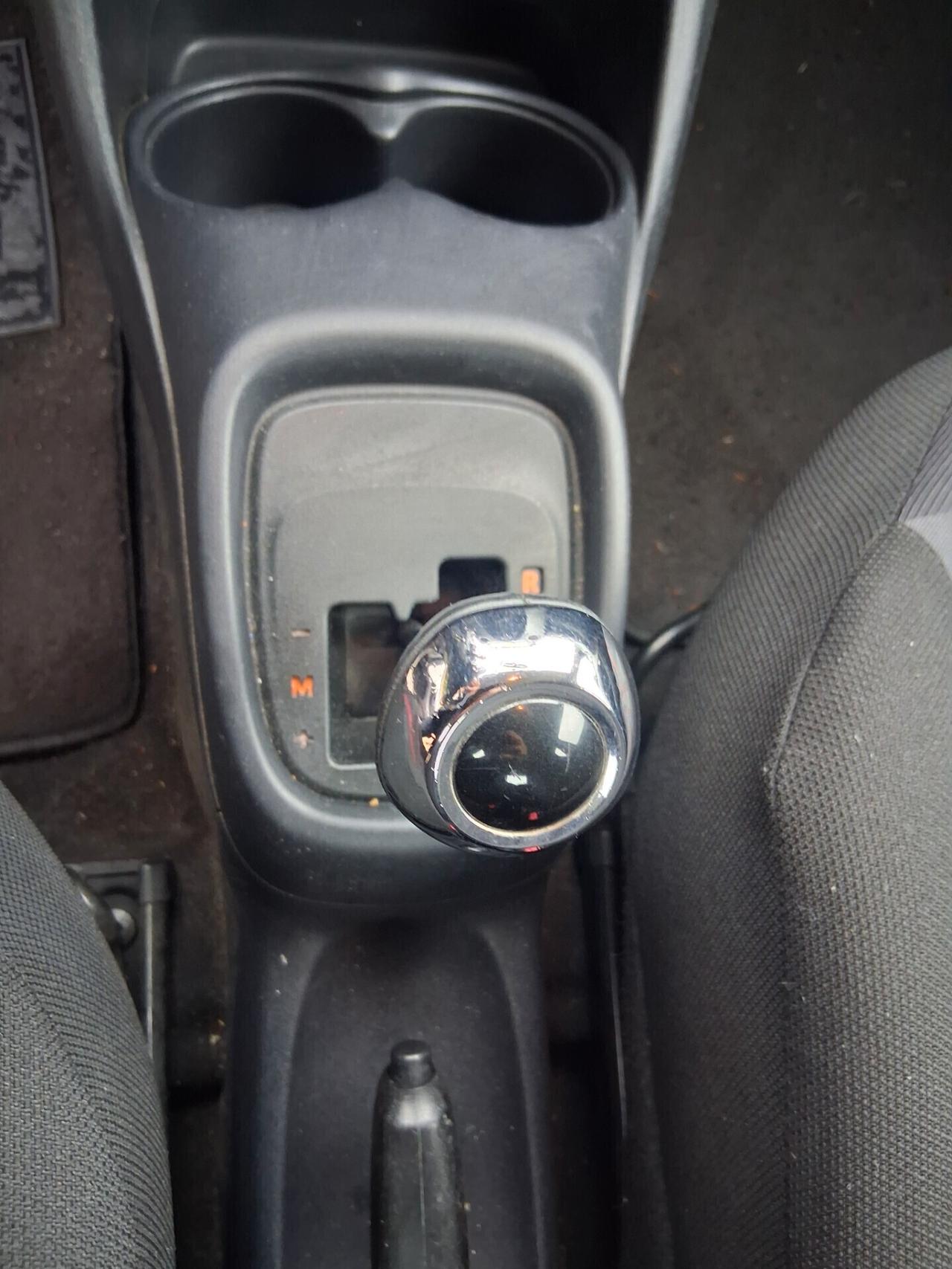 Peugeot 108 VTi 68 ETG 5 Porte Automatica