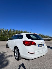 Opel Astra 1.7 cdti 110cv