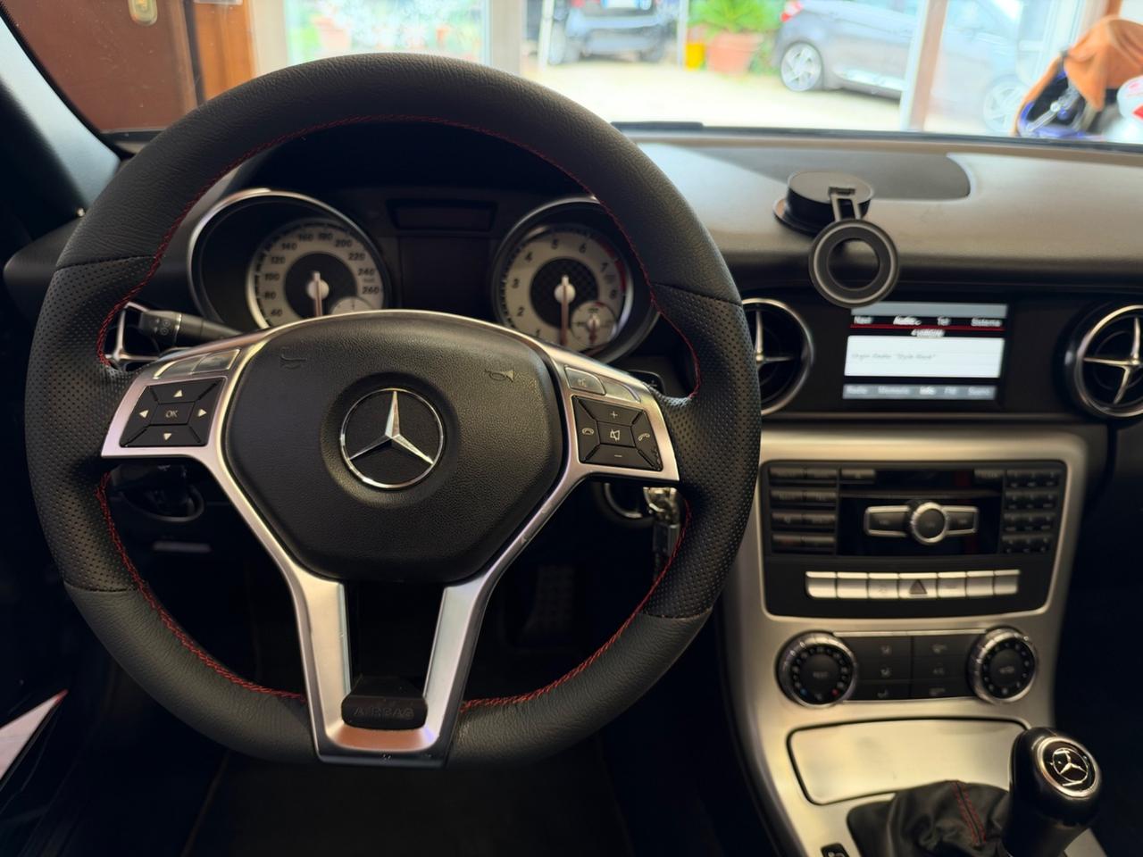 Mercedes-benz SLK 250 CGI Premium AMG