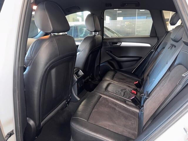 Audi Q5 2.0 TDI 170 CV S-Line S tronic 2011