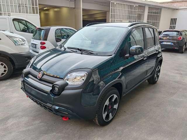 Fiat Panda Cross 1.0 Hybrid 70cv 36 rate Rate da 177,95 Euro