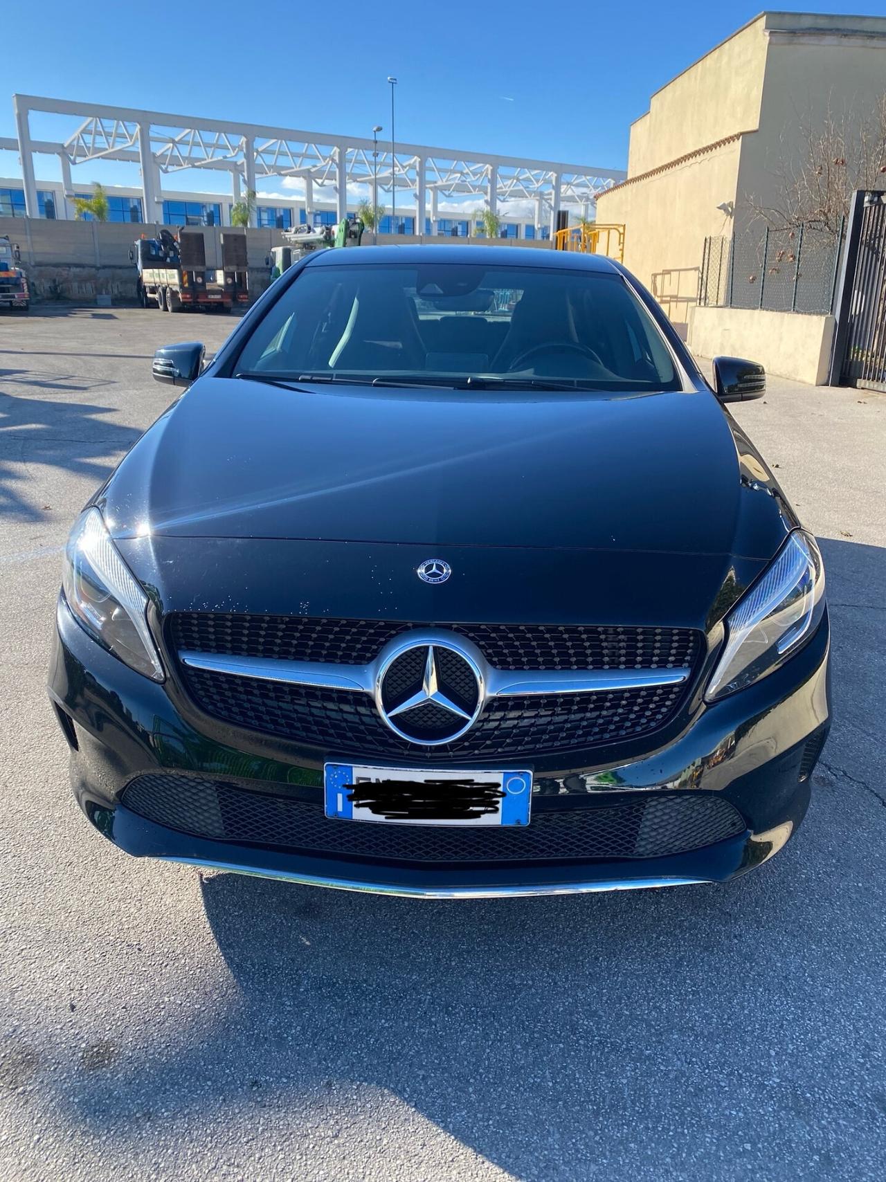 Mercedes-benz A 180 A 180 d Premium