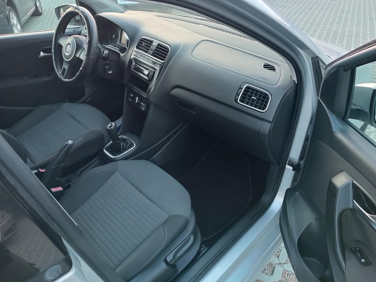 Volkswagen Polo 1.2 benzina~100.000~NEOPAT~2010