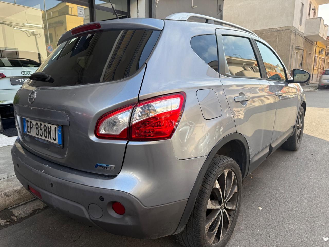 Nissan Qashqai 1.6 dCi DPF n-tec *LEGGI