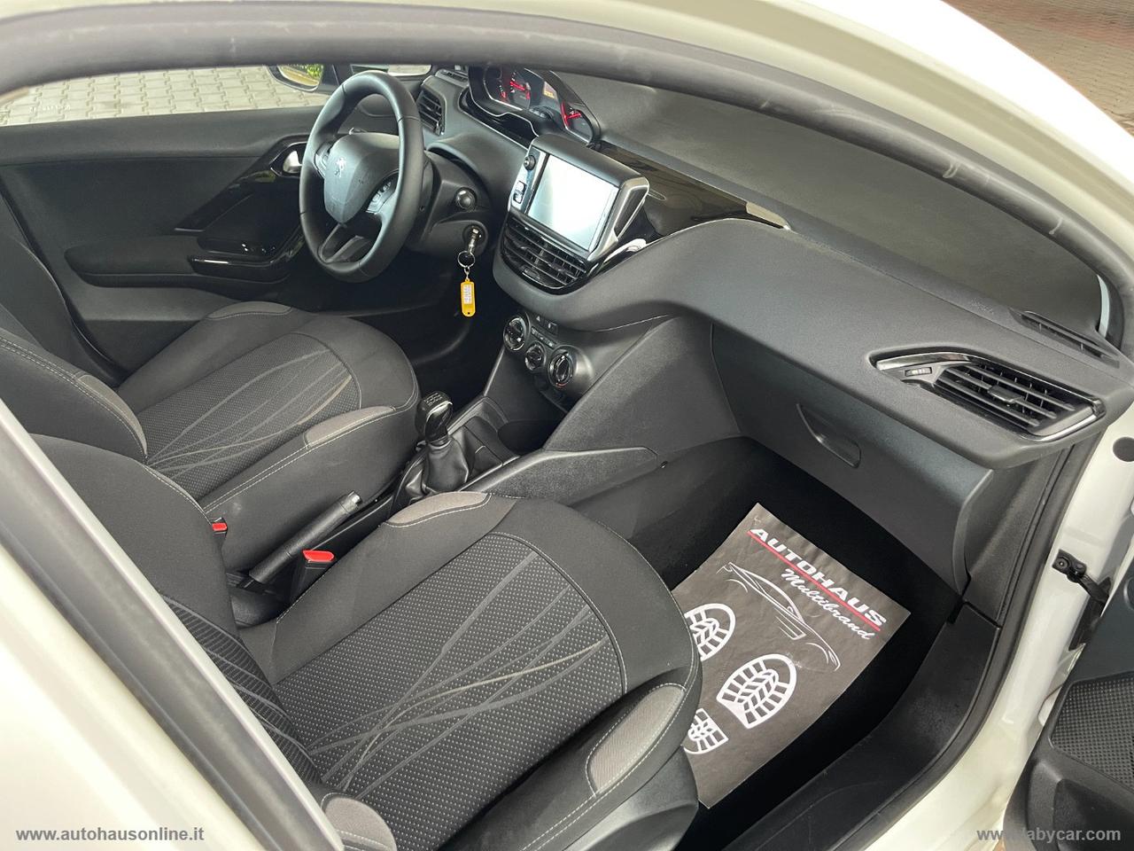 PEUGEOT 208 1.2 VTi 82 CV 5p. Access