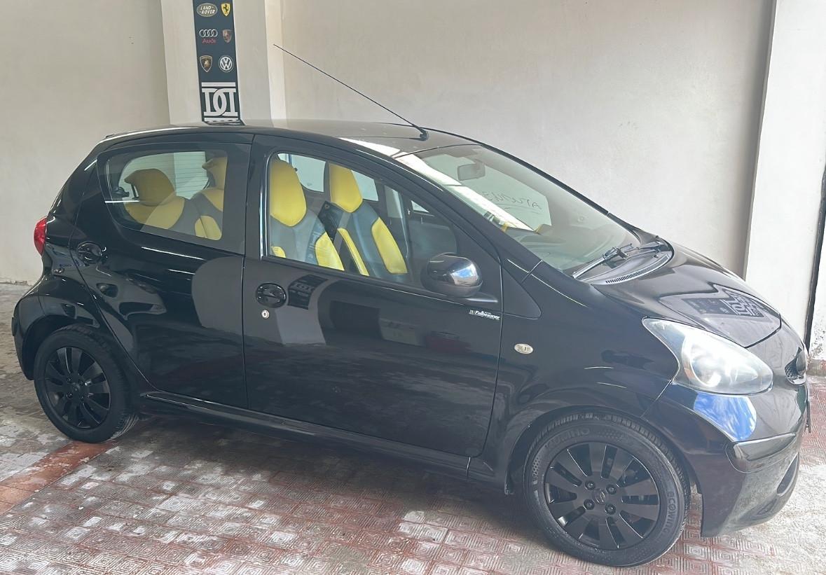 Toyota Aygo 1.0 12V VVT-i 5 porte Sol