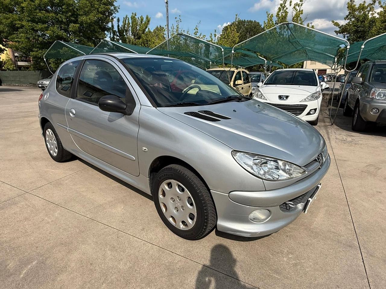 Peugeot 206 3p 1.4 clima NEO-PAT