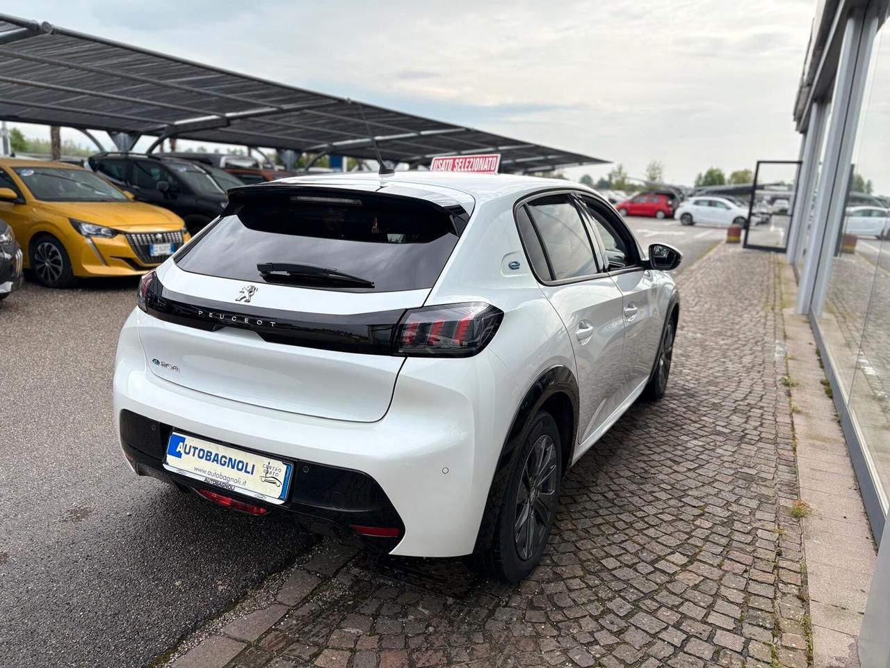 Peugeot 208 ALLURE PACK motore elettrico 136 cv SPOTICAR