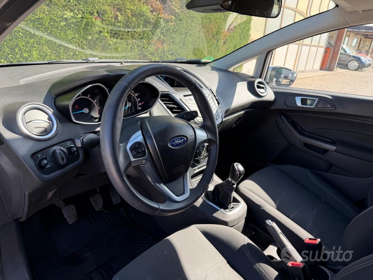 Fiesta 5p 1.0 Trend , neopatentati