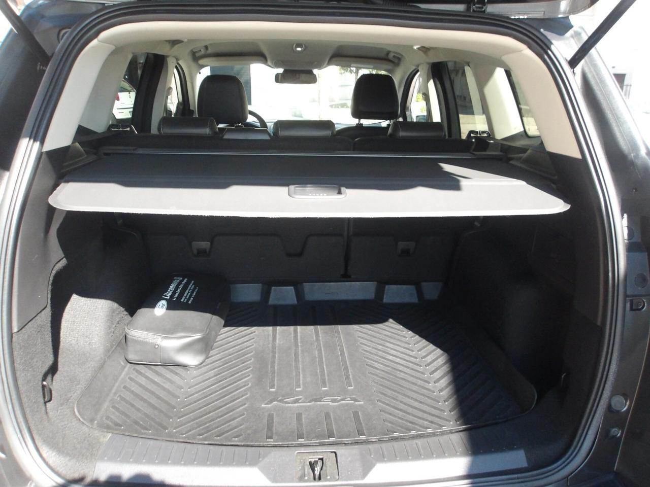 FORD KUGA 2.0 DIESEL-AUTO-RETROC