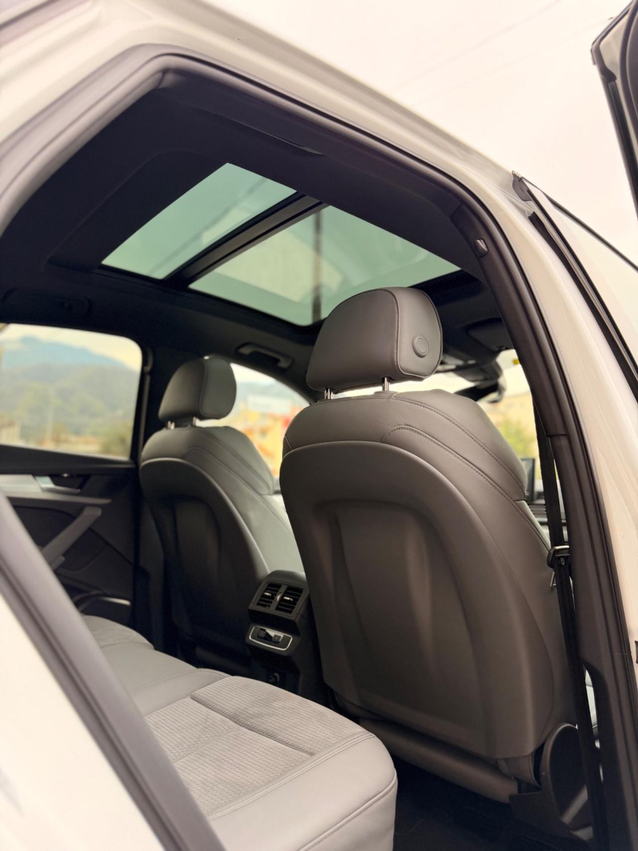 Audi SQ5 SPB TDI quattro tiptronic sport attitude