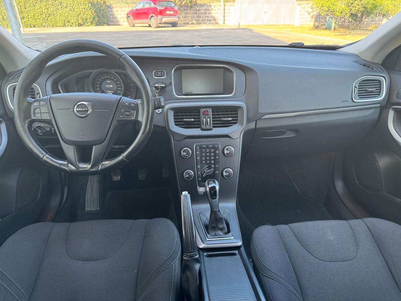 Volvo V40 D2