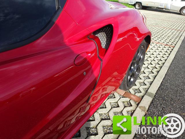 ALFA ROMEO 4C Coupe 1750 TBI TCT