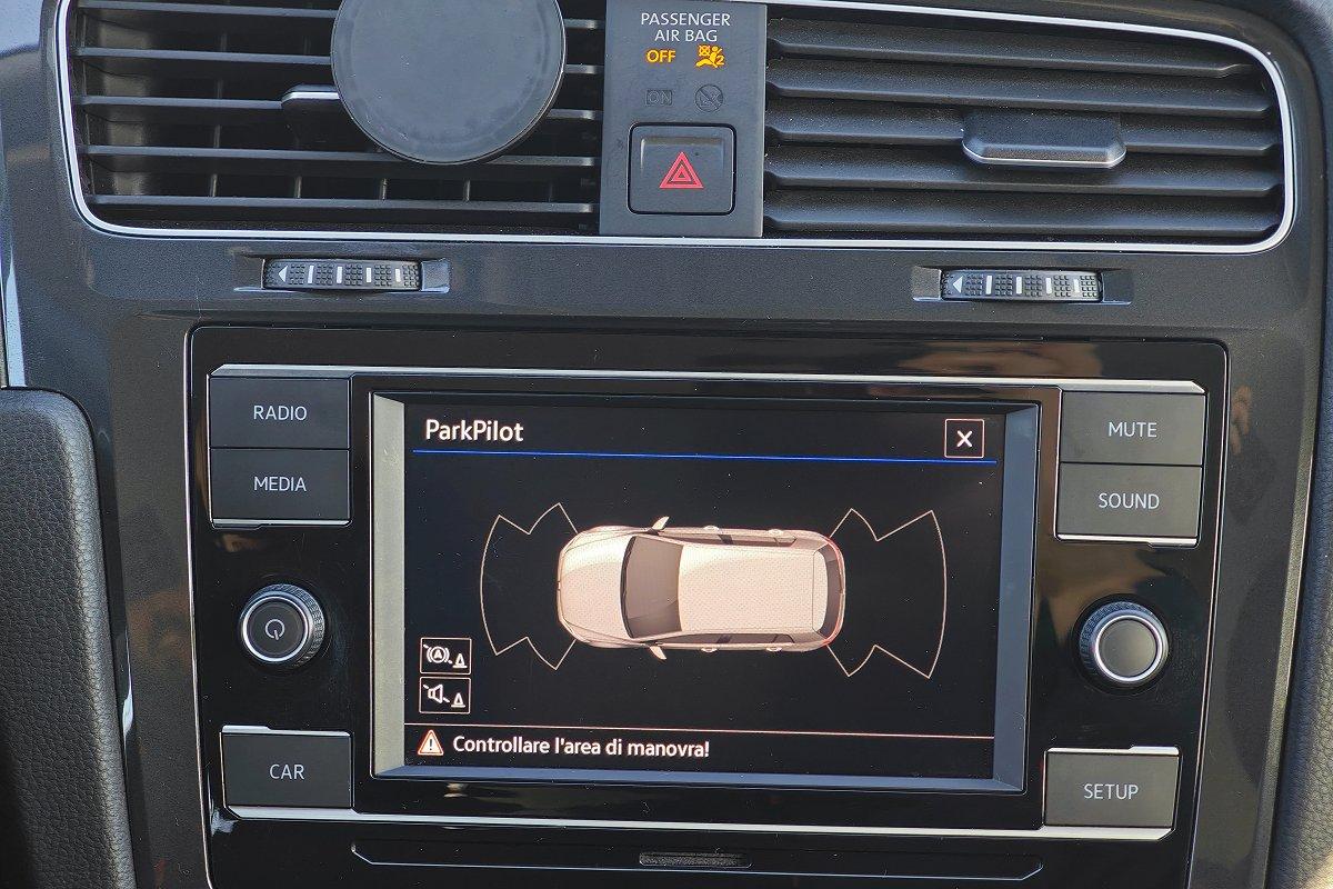 VOLKSWAGEN Golf 1.6 TDI 115 CV 5p. Business BlueMotion Technology