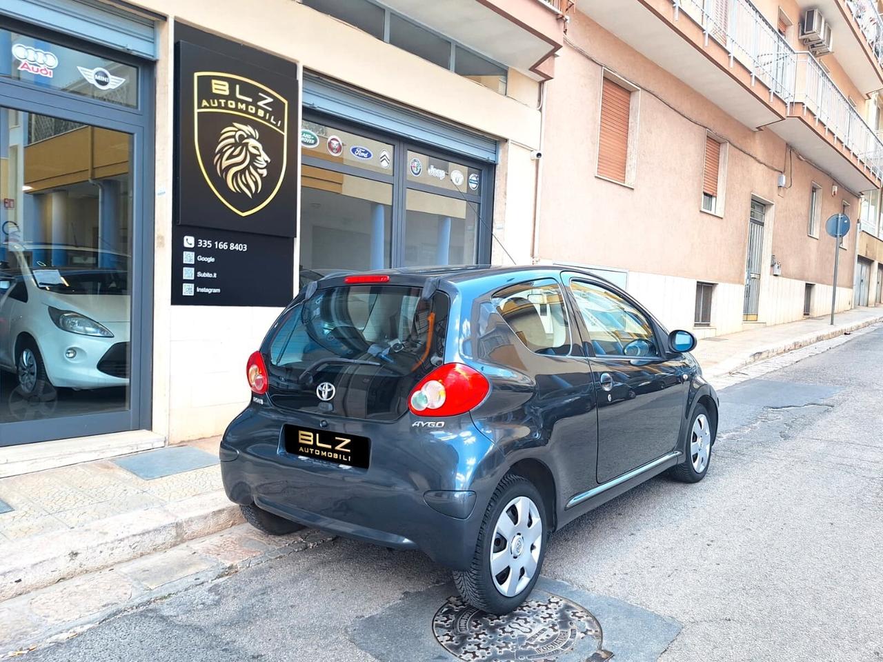 Toyota Aygo 1.0 12V VVT-i 3 porte Sol