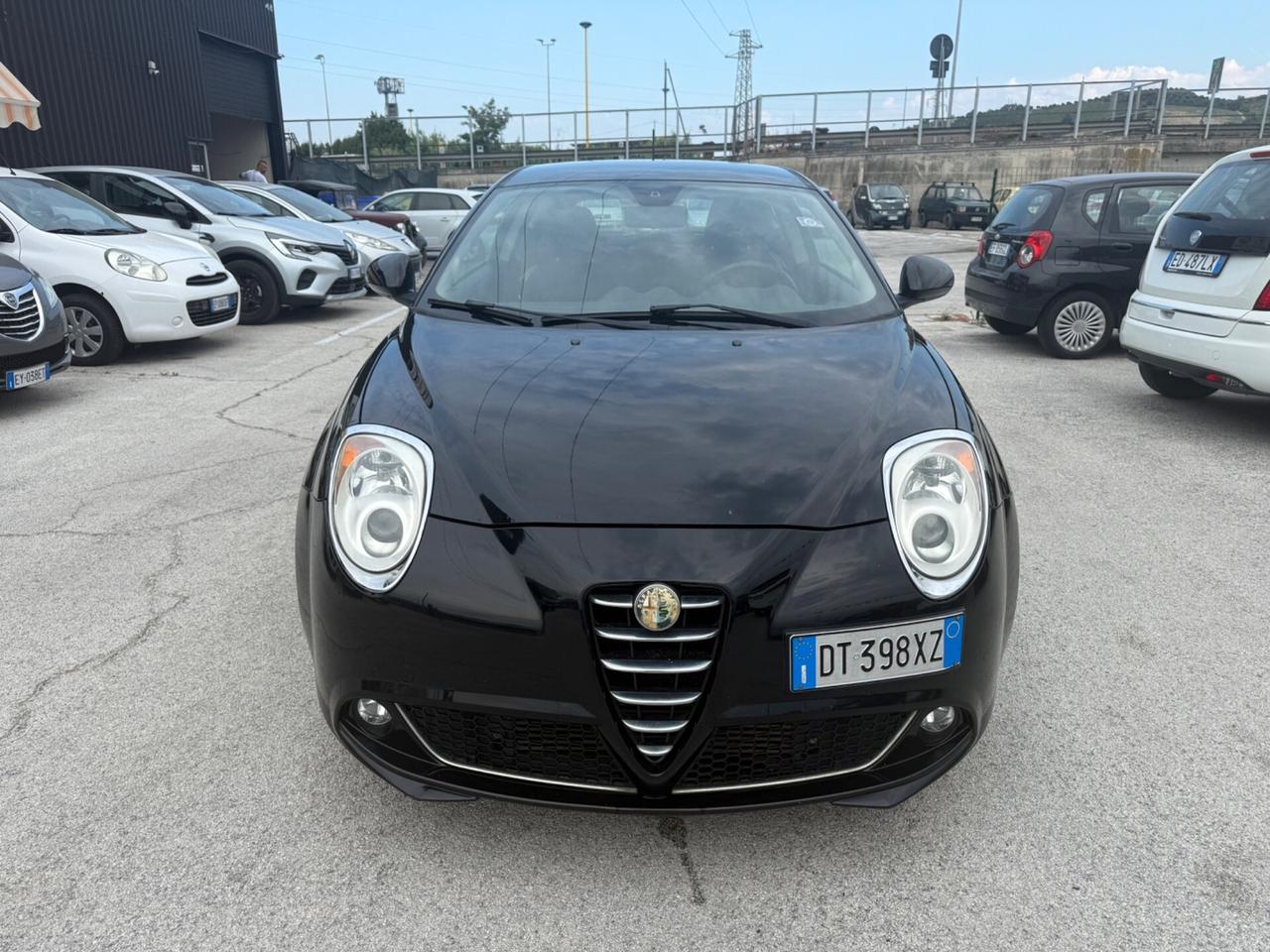 Alfa Romeo MiTo 1.6 JTDm 16V Distinctive Premium Pack